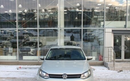 Volkswagen Polo VI (EU Market), 2013 год, 585 000 рублей, 2 фотография