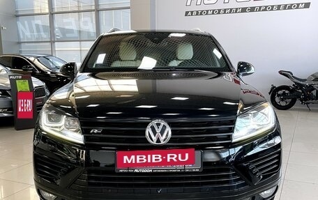 Volkswagen Touareg III, 2012 год, 2 587 000 рублей, 3 фотография