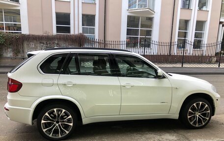 BMW X5, 2011 год, 1 600 000 рублей, 3 фотография