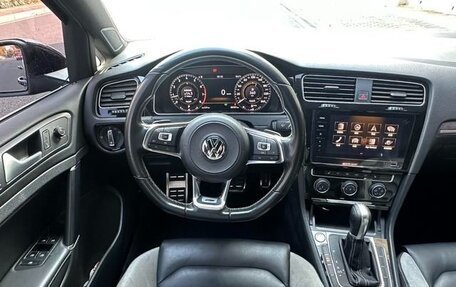 Volkswagen Golf VII, 2020 год, 1 830 000 рублей, 13 фотография