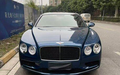 Bentley Flying Spur II, 2017 год, 18 850 000 рублей, 2 фотография