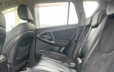 Toyota RAV4, 2012 год, 1 498 000 рублей, 14 фотография