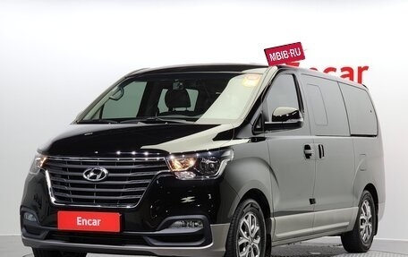 Hyundai Grand Starex Grand Starex I рестайлинг 2, 2020 год, 3 690 000 рублей, 1 фотография