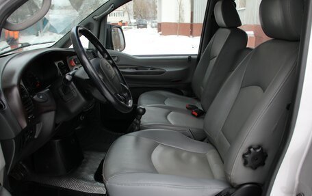 Hyundai Starex I рестайлинг, 2007 год, 720 000 рублей, 36 фотография