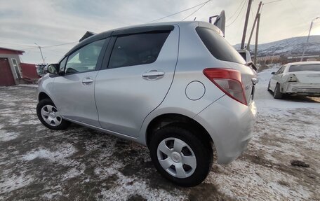 Toyota Vitz, 2013 год, 1 150 000 рублей, 10 фотография