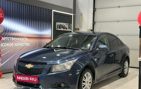 Chevrolet Cruze II, 2010 год, 599 990 рублей, 5 фотография