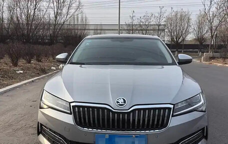 Skoda Superb III рестайлинг, 2020 год, 2 100 000 рублей, 6 фотография