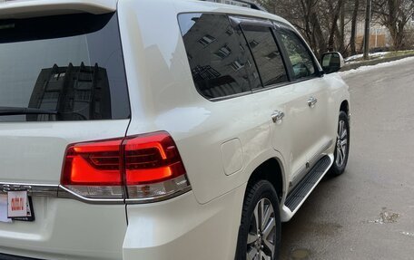 Toyota Land Cruiser 200, 2016 год, 6 200 000 рублей, 4 фотография