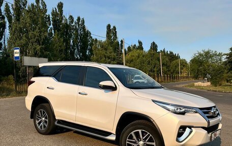 Toyota Fortuner II, 2019 год, 4 400 000 рублей, 2 фотография