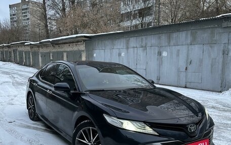 Toyota Camry, 2020 год, 3 200 000 рублей, 1 фотография