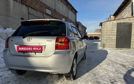 Toyota Corolla, 2002 год, 640 000 рублей, 3 фотография