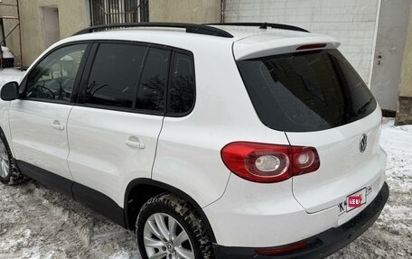 Volkswagen Tiguan I, 2011 год, 835 000 рублей, 3 фотография