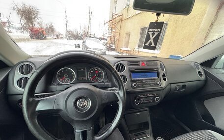 Volkswagen Tiguan I, 2011 год, 835 000 рублей, 11 фотография