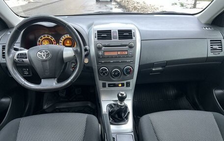 Toyota Corolla, 2011 год, 995 000 рублей, 5 фотография