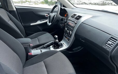 Toyota Corolla, 2011 год, 995 000 рублей, 8 фотография