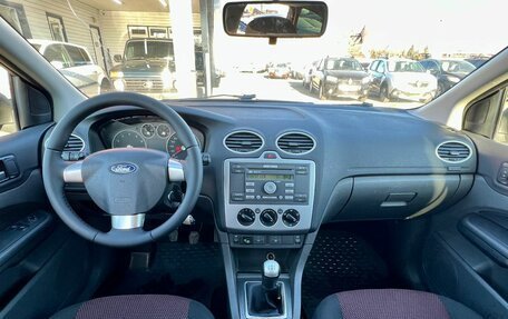 Ford Focus II рестайлинг, 2005 год, 399 000 рублей, 3 фотография