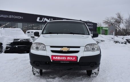 Chevrolet Niva I рестайлинг, 2016 год, 730 000 рублей, 3 фотография