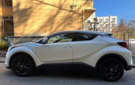 Toyota C-HR I рестайлинг, 2021 год, 1 530 000 рублей, 3 фотография