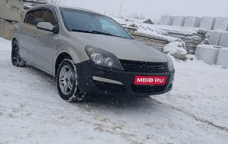 Opel Astra H, 2004 год, 350 000 рублей, 1 фотография