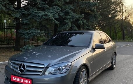 Mercedes-Benz C-Класс, 2009 год, 1 200 000 рублей, 1 фотография