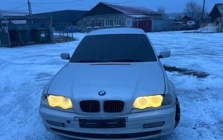 BMW 3 серия, 2001 год, 550 000 рублей, 1 фотография