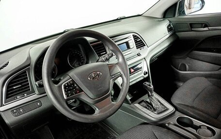 Hyundai Elantra VI рестайлинг, 2016 год, 1 499 000 рублей, 20 фотография