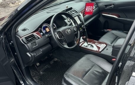 Toyota Camry, 2012 год, 2 100 000 рублей, 4 фотография