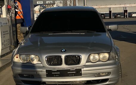 BMW 3 серия, 2001 год, 550 000 рублей, 2 фотография