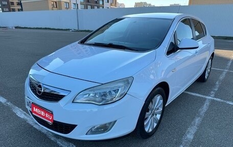 Opel Astra J, 2012 год, 795 000 рублей, 1 фотография