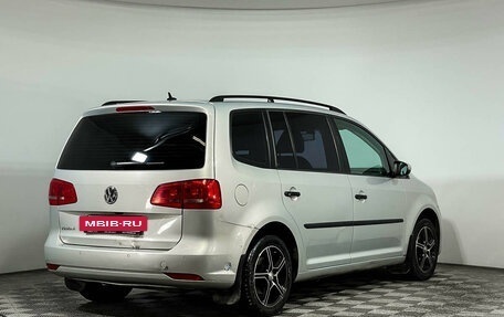 Volkswagen Touran III, 2011 год, 952 000 рублей, 5 фотография