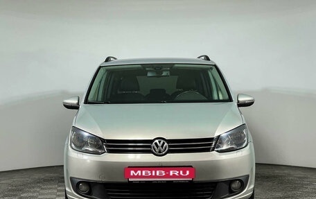 Volkswagen Touran III, 2011 год, 952 000 рублей, 2 фотография