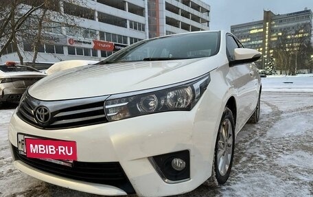 Toyota Corolla, 2013 год, 1 430 000 рублей, 2 фотография