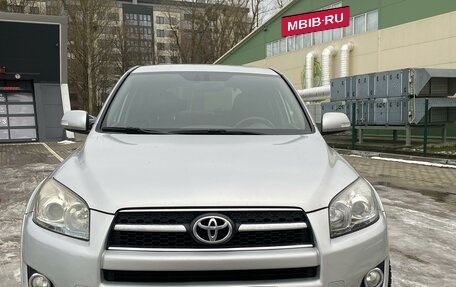 Toyota RAV4, 2009 год, 1 600 000 рублей, 2 фотография