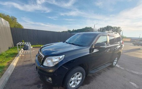 Toyota Land Cruiser Prado 150 рестайлинг 2, 2010 год, 2 100 000 рублей, 13 фотография