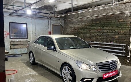 Mercedes-Benz E-Класс, 2010 год, 1 500 000 рублей, 8 фотография