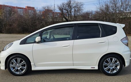 Honda Fit III, 2010 год, 1 350 000 рублей, 5 фотография