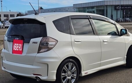 Honda Fit III, 2010 год, 1 350 000 рублей, 3 фотография