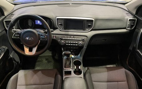 KIA Sportage IV рестайлинг, 2021 год, 2 569 000 рублей, 10 фотография