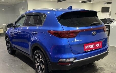 KIA Sportage IV рестайлинг, 2021 год, 2 569 000 рублей, 7 фотография