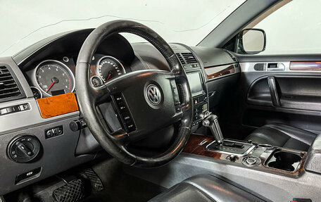 Volkswagen Touareg III, 2006 год, 1 008 000 рублей, 13 фотография