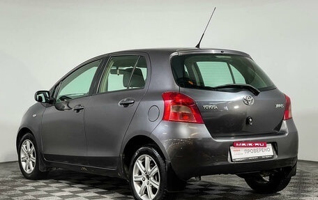 Toyota Yaris III рестайлинг, 2007 год, 7 фотография