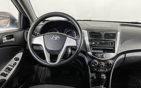 Hyundai Solaris II рестайлинг, 2011 год, 728 000 рублей, 12 фотография