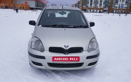 Toyota Vitz, 2002 год, 1 фотография