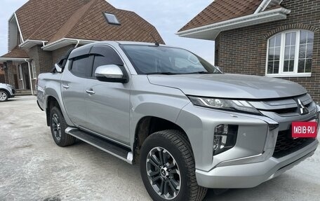 Mitsubishi L200 IV рестайлинг, 2022 год, 3 999 000 рублей, 1 фотография