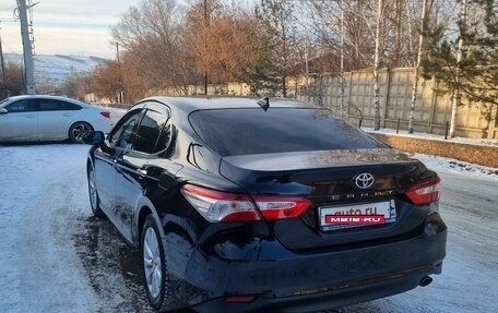 Toyota Camry, 2019 год, 3 100 000 рублей, 8 фотография