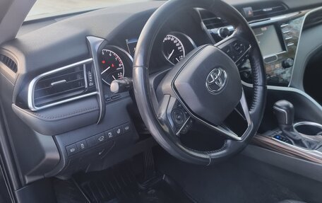 Toyota Camry, 2019 год, 3 100 000 рублей, 21 фотография