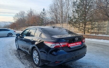 Toyota Camry, 2019 год, 3 100 000 рублей, 10 фотография