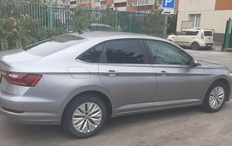 Volkswagen Jetta VII, 2019 год, 1 700 000 рублей, 2 фотография