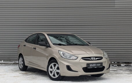 Hyundai Solaris II рестайлинг, 2011 год, 799 000 рублей, 3 фотография