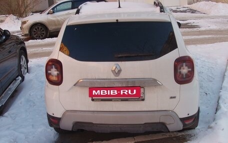 Renault Duster, 2022 год, 2 800 000 рублей, 5 фотография